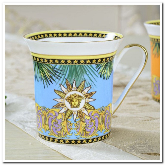 Фарфоровая кружка  Versace 400 мл в брендовой коробке 1 шт  №11094